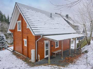 Ferienhaus für 5 Personen, mit Garten und Sauna sowie Terrasse, mit Haustier im Sauerland