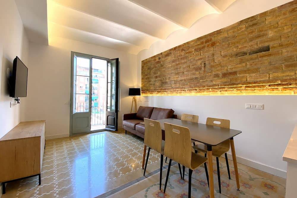 Entire apartment, Lv21 Apartamento playa de Barcelona Poblenou in Barcelona Centre, Barcelona