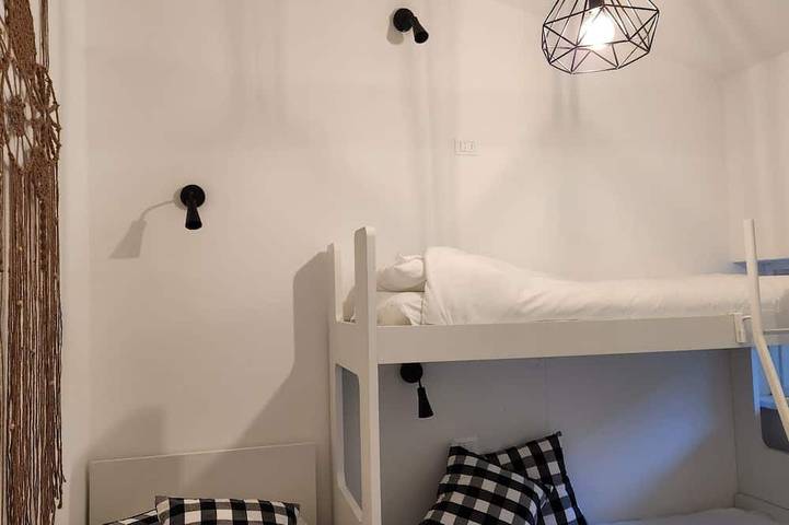 Ganze Wohnung, Breathtaking lake views: a romantic retreat in Monte Isola in Olzano, Monte Isola