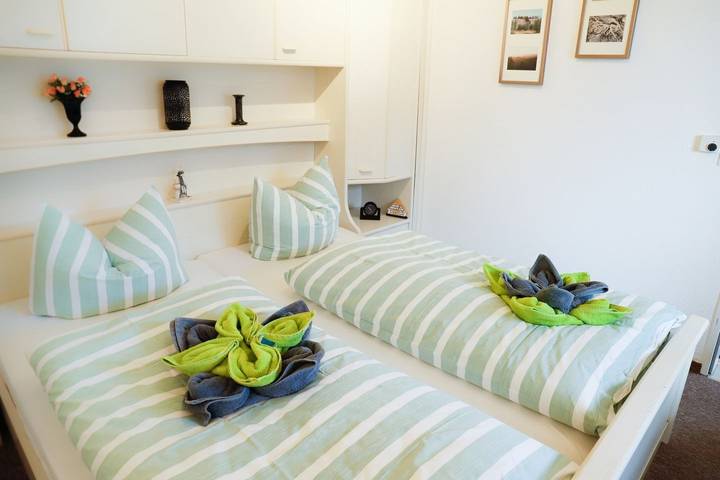 Ferienwohnung für 2 Personen, mit Terrasse in Norddeich - 3
