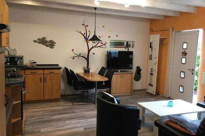 Ferienwohnung für 4 Personen, mit Garten und Sauna sowie Terrasse