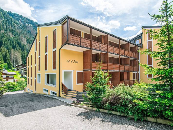 Appartamento per 4 persone, con balcone a Canazei