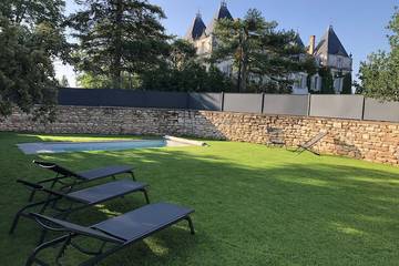 Location de vacances pour 9 personnes, avec jardin et sauna à Mercurey