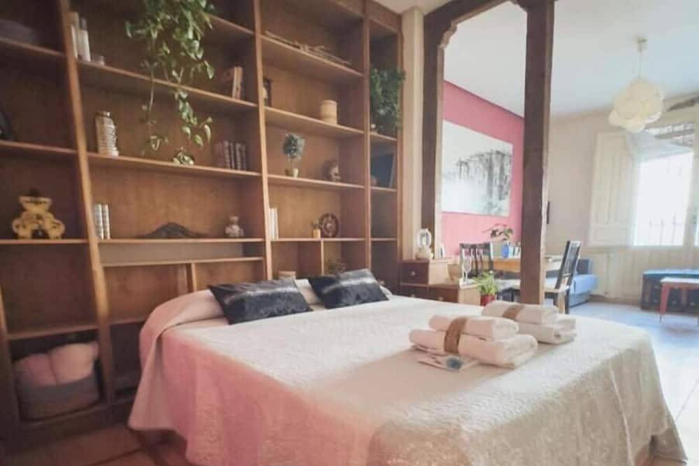 Ganze Wohnung, Loft In Old Town Of Cuenca.La Mangana Window. In The Historical Center. in Cuenca, Cuenca Provinz