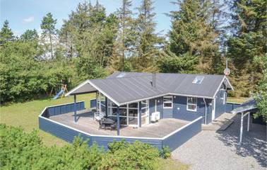 Ferienhaus für 8 Personen, mit Terrasse und Whirlpool sowie Sauna in Houstrup Strand