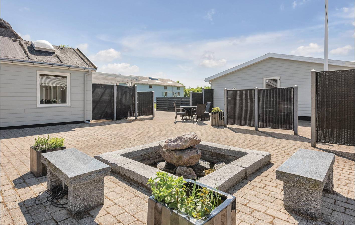 Ferienhaus für 39 Personen mit Terrasse in Henne, Filsø See