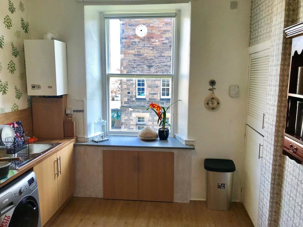 Entire apartment, Apartment in Leith, Edinburgh