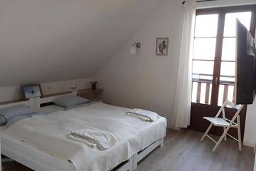 Villa for 8 Guests in Warmian-Masurian, Picture 1