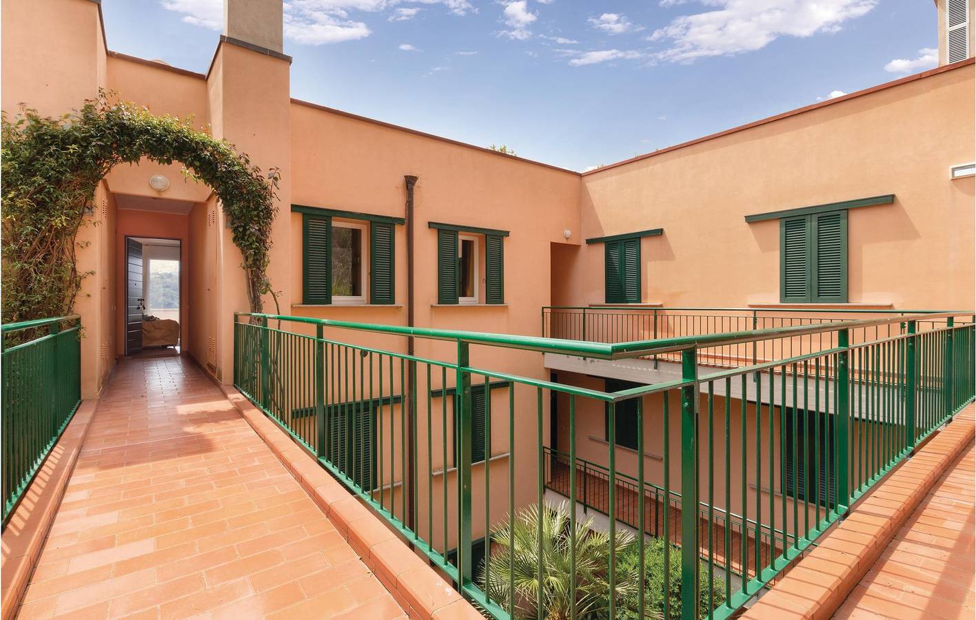 Ganze Ferienwohnung, Gemütliche Wohnung mit Terrasse und Parkplatz in der Nähe von Mola Beach in Porto Azzurro, Elba