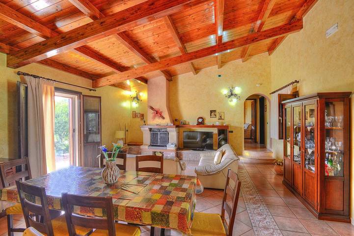 Villa in Sicilia con piscina privata e giardino in Solarino, Siracusa e dintorni
