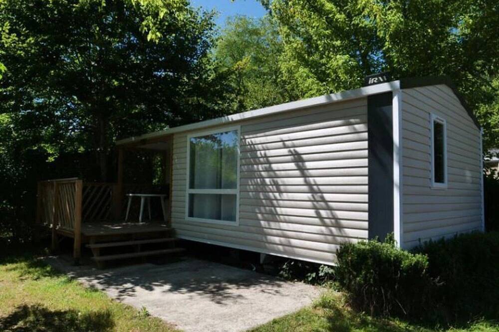 Camping 3 étoiles - Parc aquatique - ccbgbba in Bretenoux, Lot