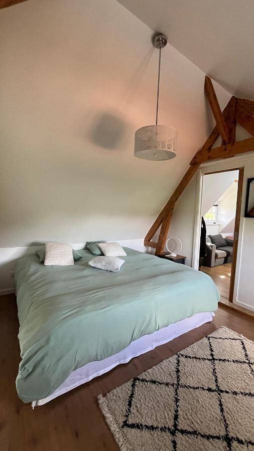 Gîte pour 11 personnes, avec jacuzzi et jardin à Notre-Dame-du-Hamel
