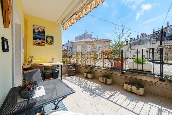 Ferienwohnung für 4 Personen, mit Balkon in Poreč