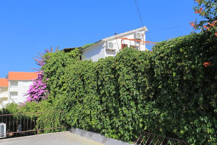 Gîte pour 4 personnes, avec balcon/terrasse à Okrug Gornji - 3