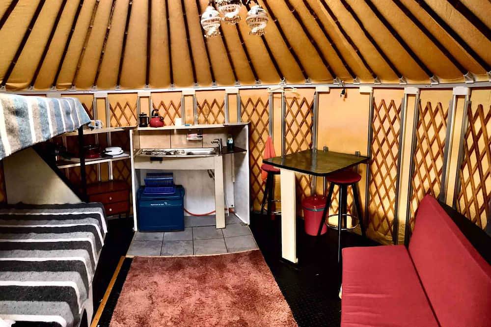 Yurt for 3 in Bogo, A Pontenova