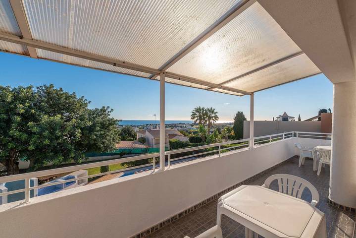 Villa 'Andrea' com piscina privada, Wi-Fi e ar condicionado in Albufeira e Olhos de Água, Distrito de Faro