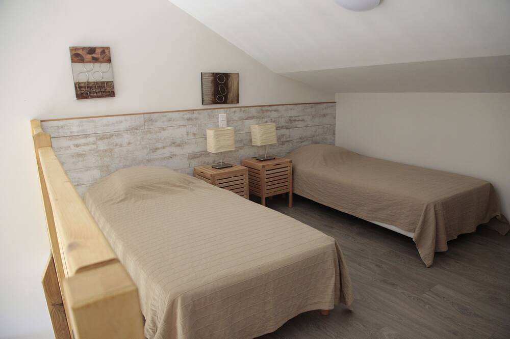 Ideal for recharging your batteries or getting together with family and friends. A joy. in Séguret, Vaucluse