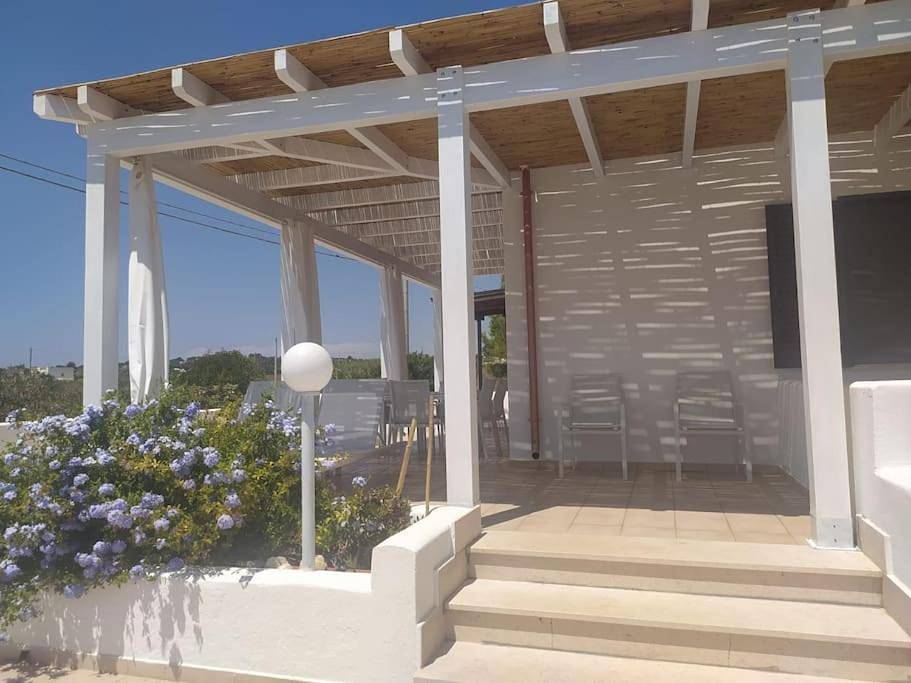 Three-Bedroom House in Maldive del Salento, Salve