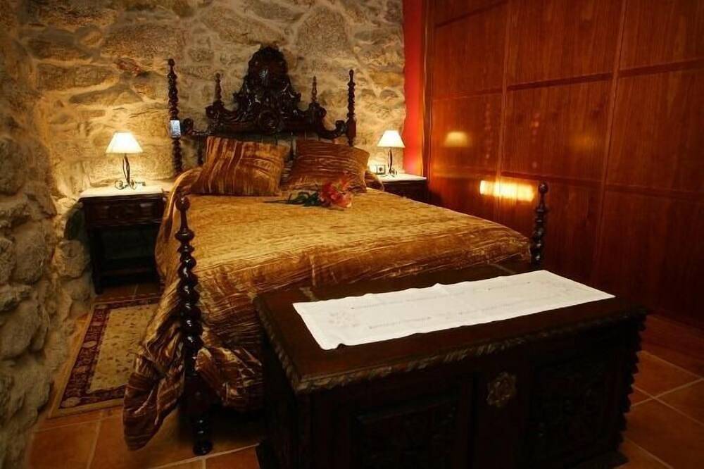 Casas As Luisas para 14 personas in Puentecaldelas, Provincia de Pontevedra