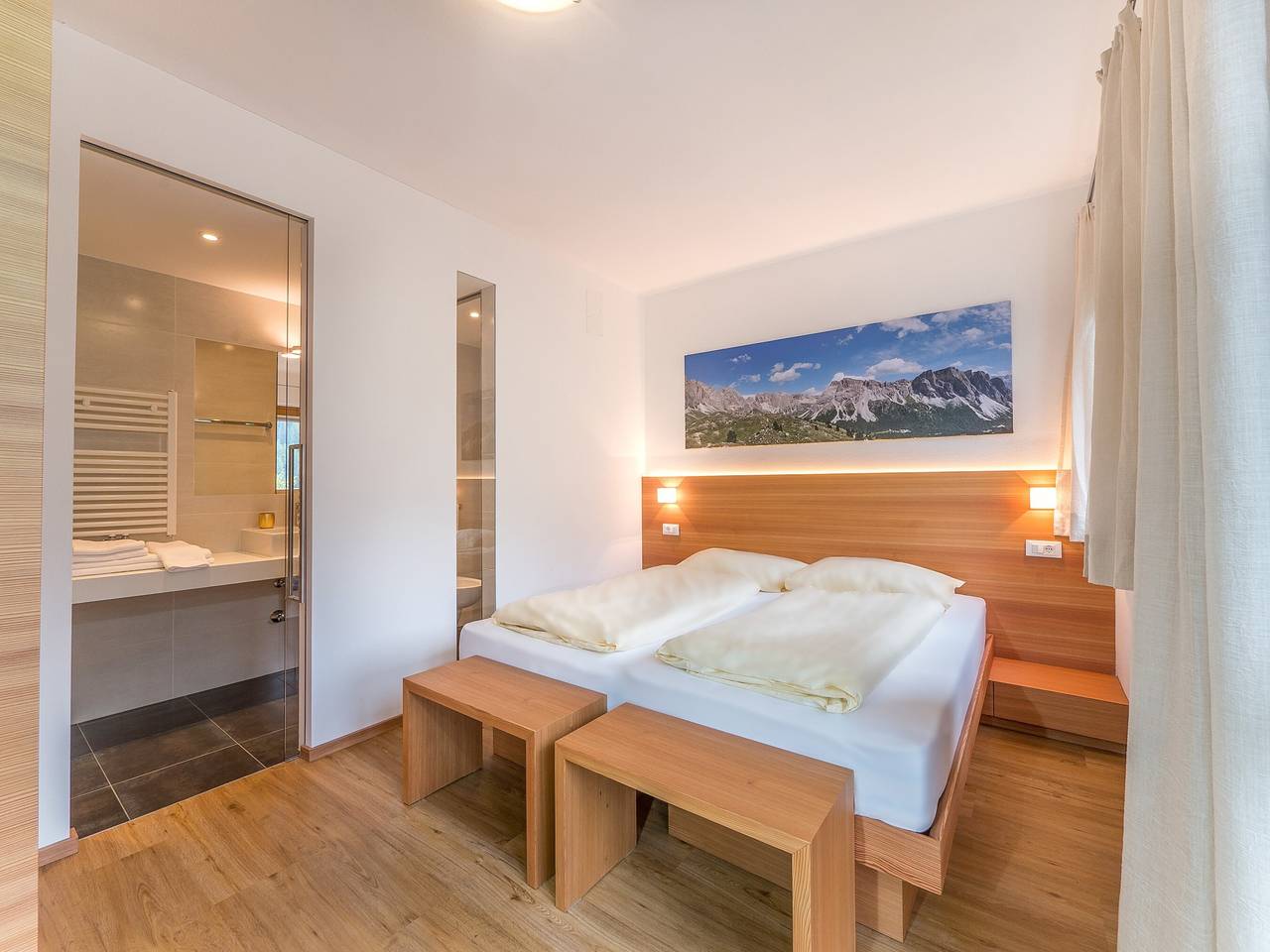 Ganze Wohnung, Apartment Residence Astoria 3 mit Bergblick, Gemeinschaftsgarten und Wlan in St. Ulrich in Gröden, Dolomiti Superski