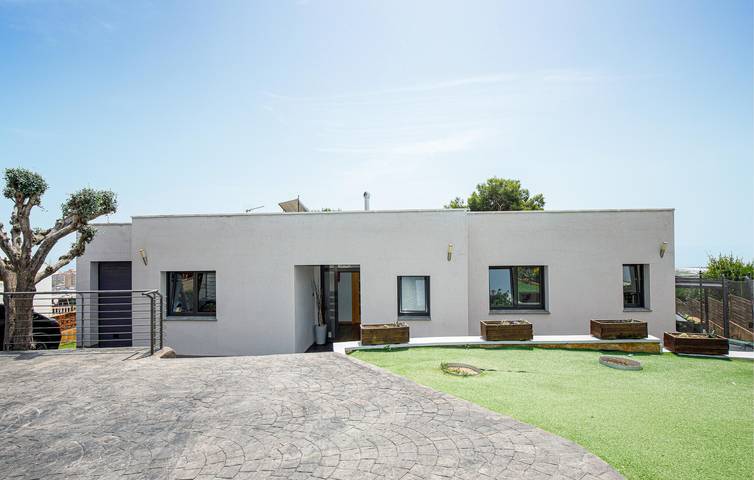 Location de vacances pour 6 personnes, avec jardin et terrasse à Santa Susanna - 2