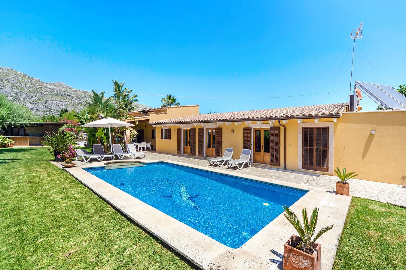 Villa für 6 Personen mit Garten in Pollença Stadt, Pollença