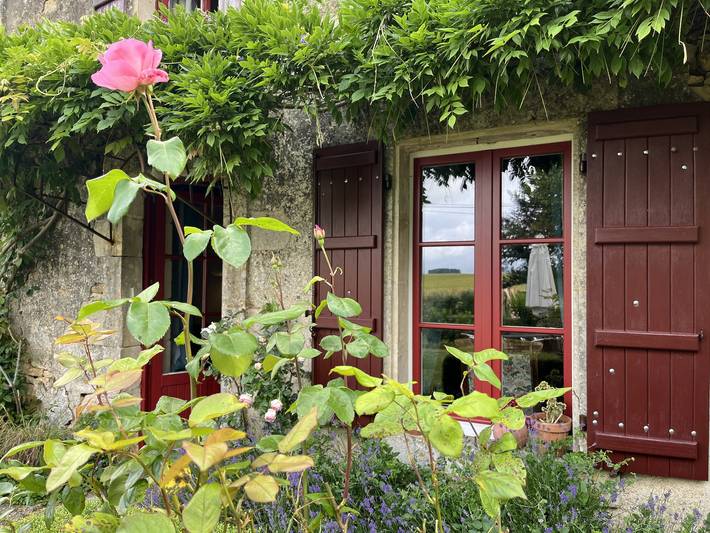 Gîte pour 6 personnes, avec Piscine à Sepvret