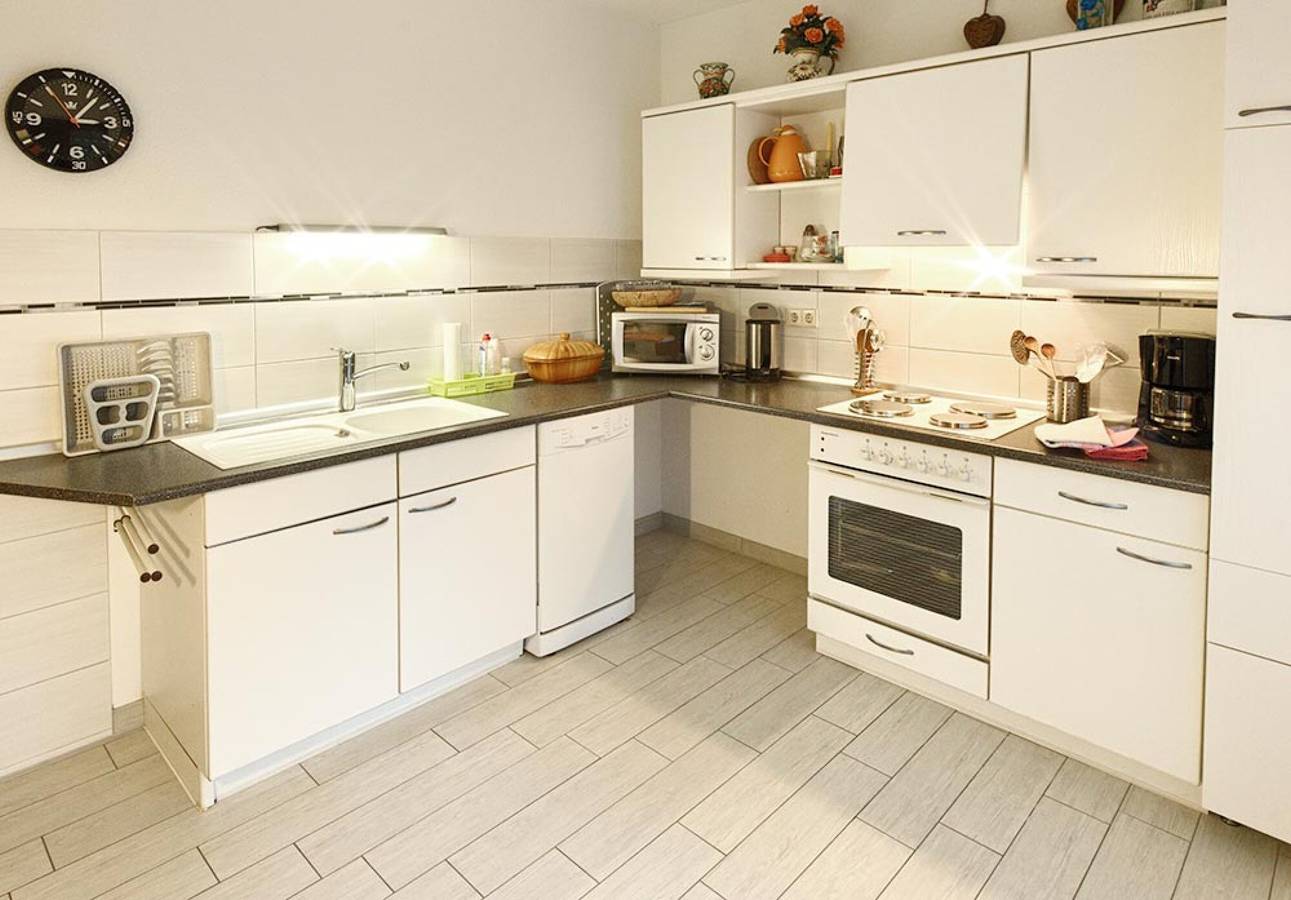 Ganze Wohnung, Apartment 'Ferienwohnung 2' mit 2 Terrassen , Wlan und Klimaanlage in Bad Krozingen, Südschwarzwald