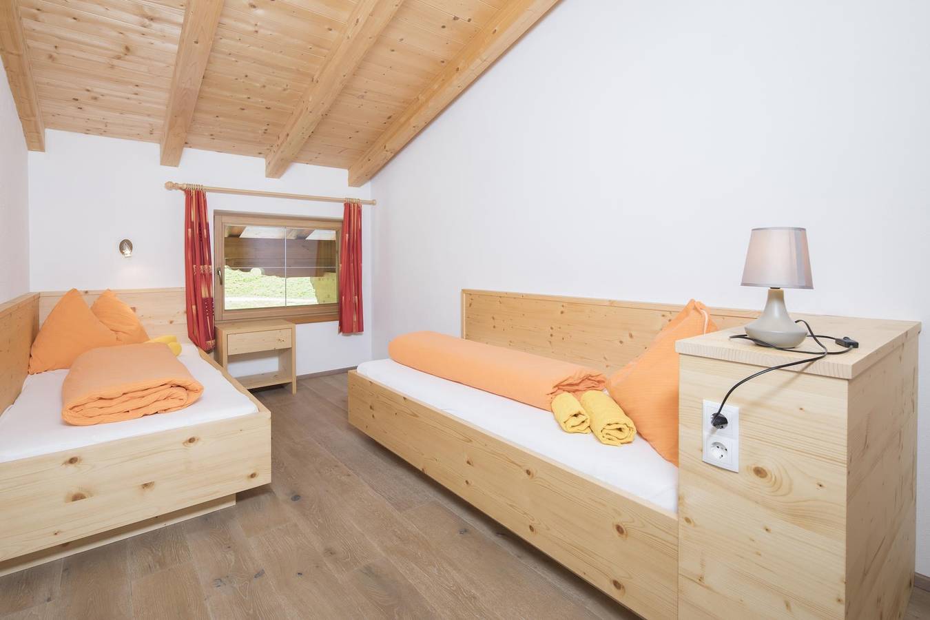 Geheel vakantieappartement, Bauernhaus Roßmoos in Alpbach, Kitzbüheler Alpen