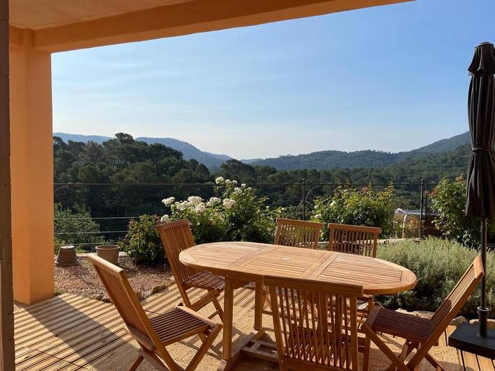 Gîte pour 6 personnes, avec jardin ainsi que piscine et vue à Méounes-lès-Montrieux - 4