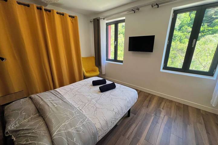 Gîte pour 6 personnes, avec jardin et jacuzzi à La Trinité - 4