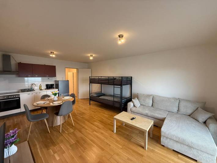 Gîte pour 4 personnes, avec vue et balcon à Kerpen