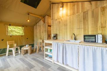 Camping voor 8 Personen in Saint-Martial-de-Nabirat, Périgord Noir, Afbeelding 4