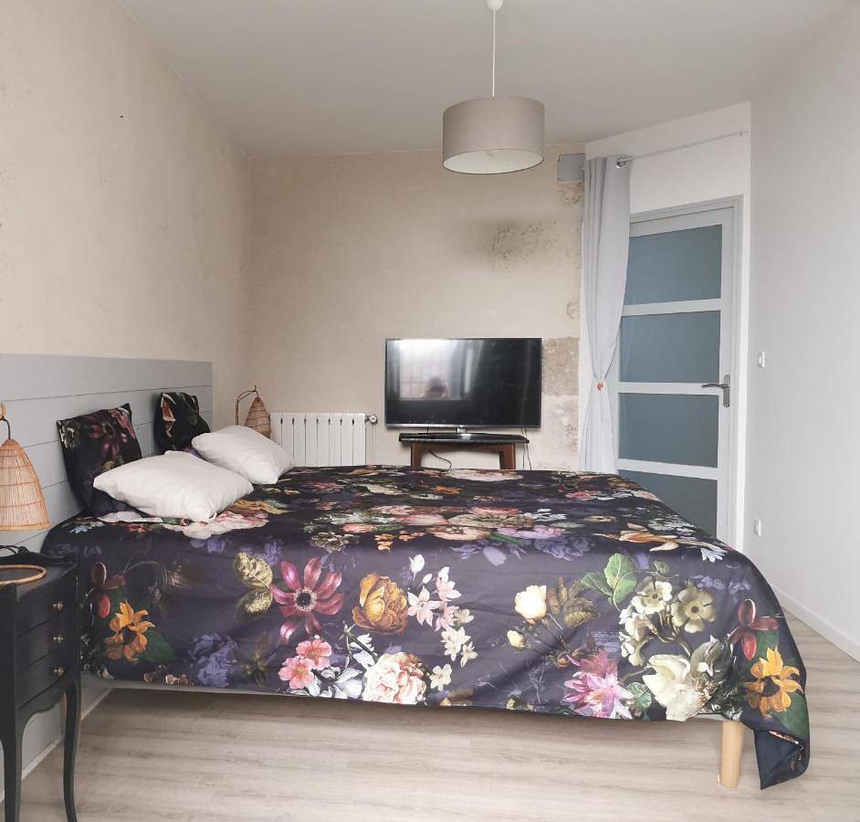 Appartement entier, One-Bedroom Apartment in Lectoure, Gers