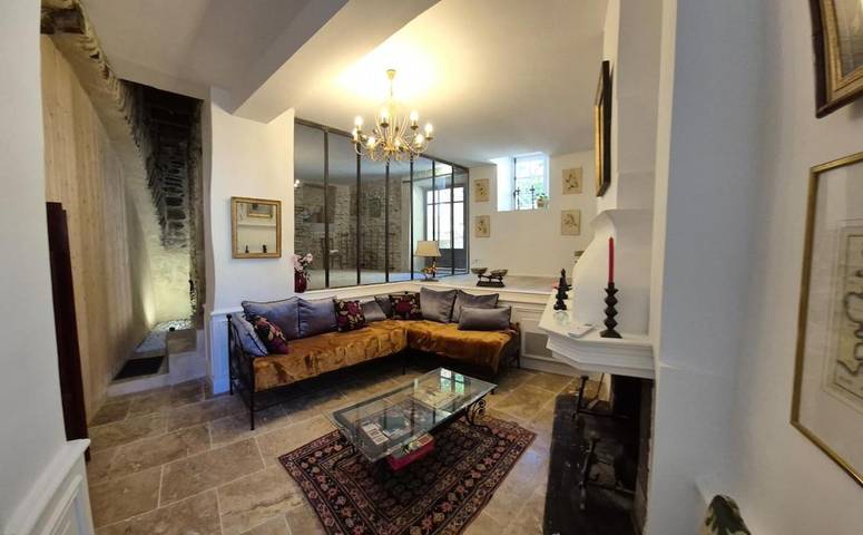 Location de vacances pour 8 personnes, avec terrasse à Mas-Cabardès
