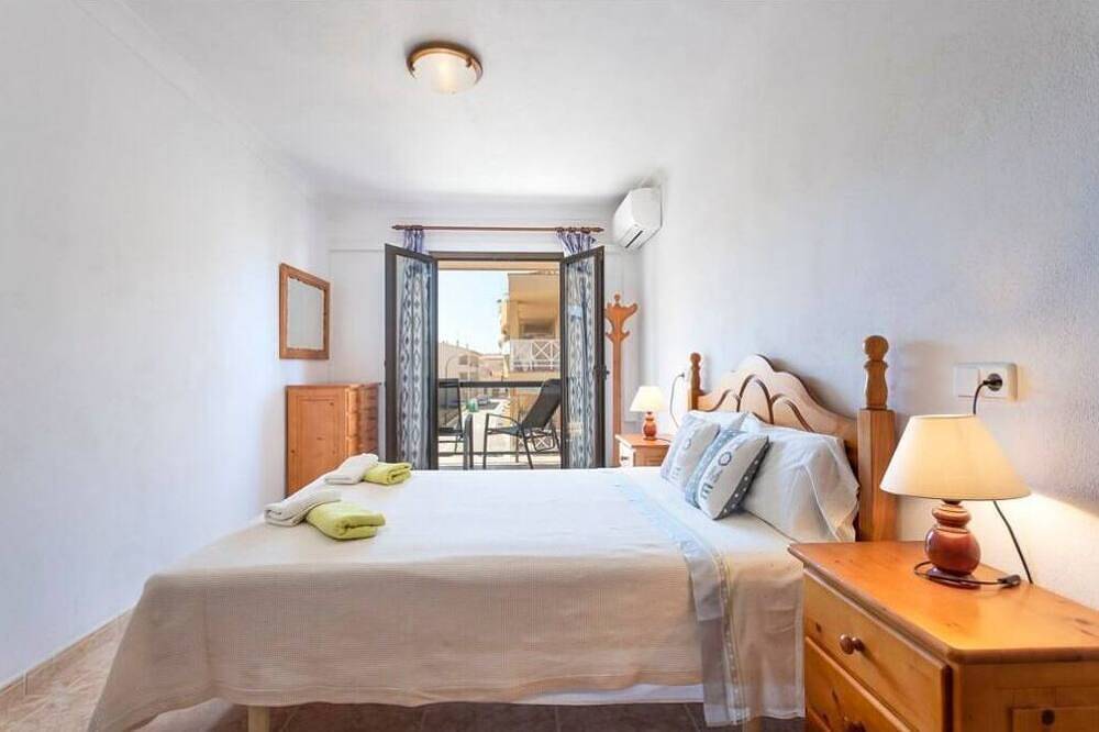 Ganze Wohnung, G2 Practical Apartment in Mallorca close to the best beaches on foot in Colònia de Sant Jordi, Ses Salines