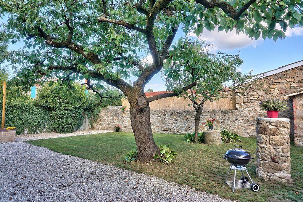Gîte Maison d'Ardèche in Peaugres, Région de Tournon-sur-Rhône