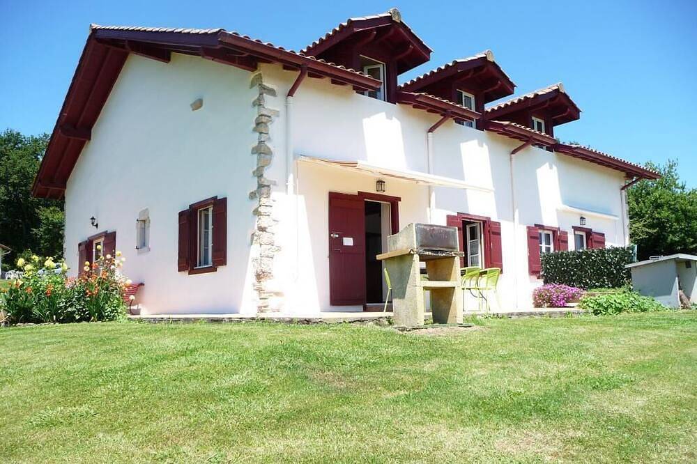 Gîte pour 6 Personnes dans Arbonne, Côte Basque