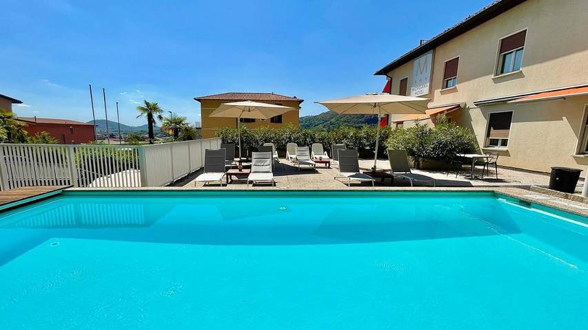 Hôtel pour 2 personnes, avec jardin ainsi que piscine et vue, animaux acceptés