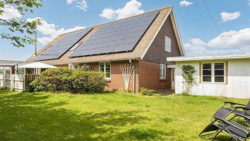 Ferienhaus für 13 Personen, mit Terrasse