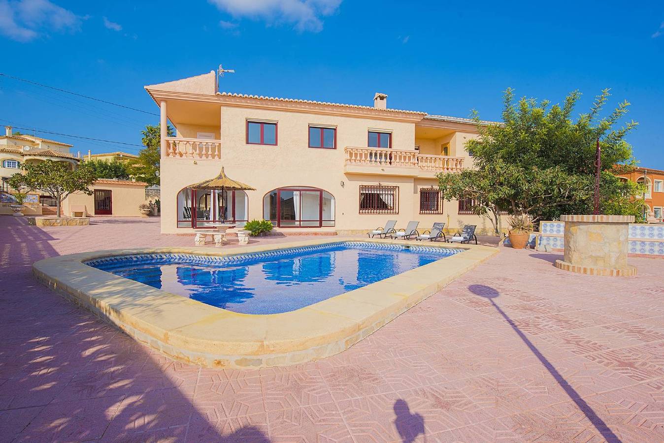 Villa for 22 people with terrace in Calpe, Costa Blanca