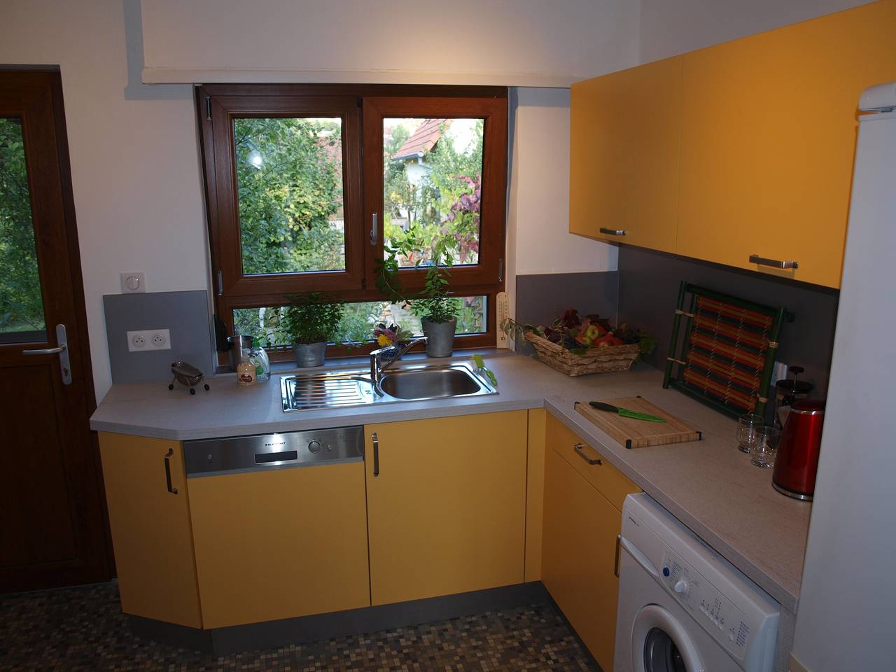 Casa de vacaciones 'Le Château D'Eau' con terraza privada, jardín privado y Wi-Fi in Wissembourg, Región de Wissembourg