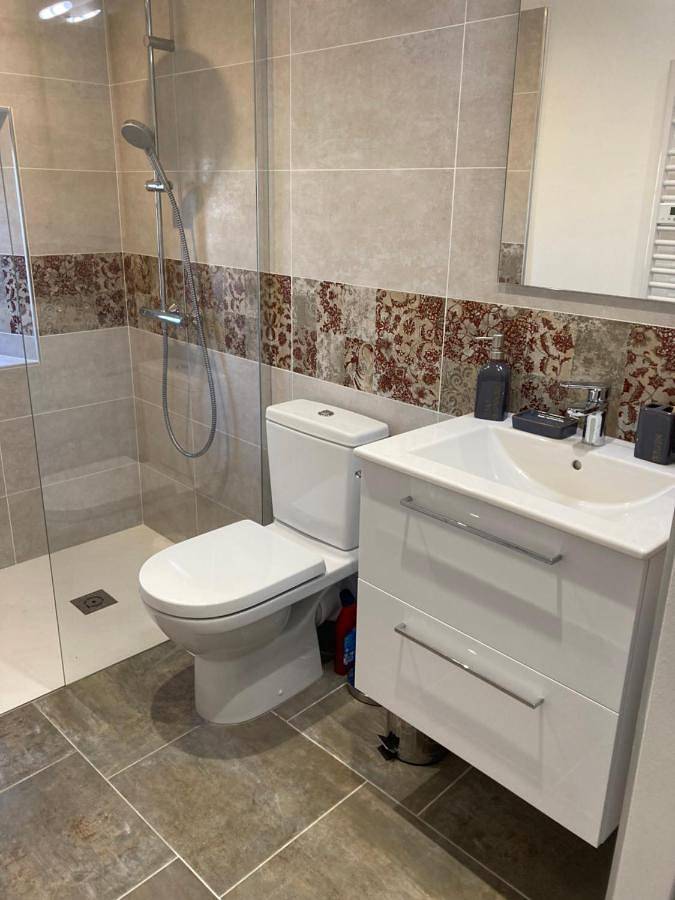 Gîte pour 4 personnes, avec jardin ainsi que vue et piscine à Brissac - 3