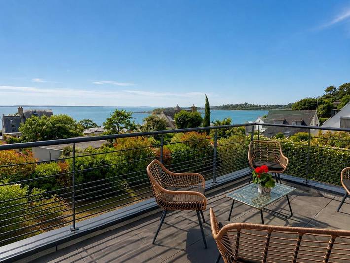 Ferienhaus für 6 Personen, mit Balkon und Terrasse sowie Ausblick