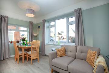 Holiday Rental for 5 People in Exmouth, Devon, Photo 3