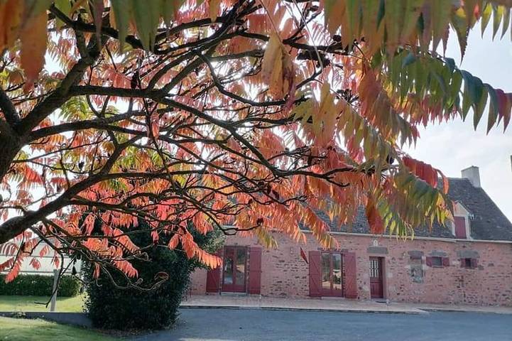Gîte pour 6 personnes, avec jardin et terrasse à Moitron-sur-Sarthe