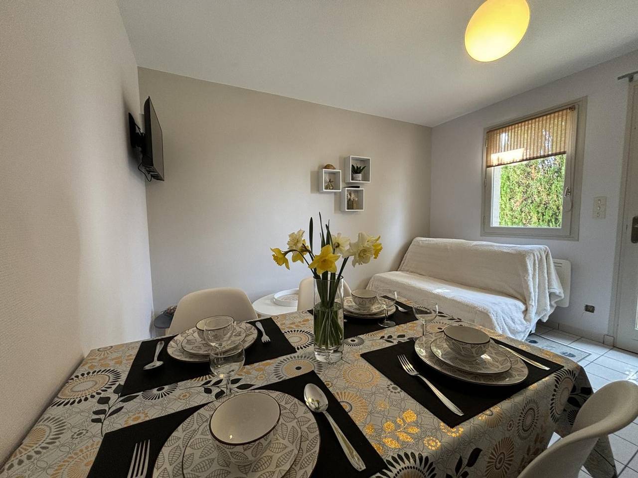Gîte tout compris entre Moulins et Saint-Pourçain-sur-Sioule in Contigny, Allier