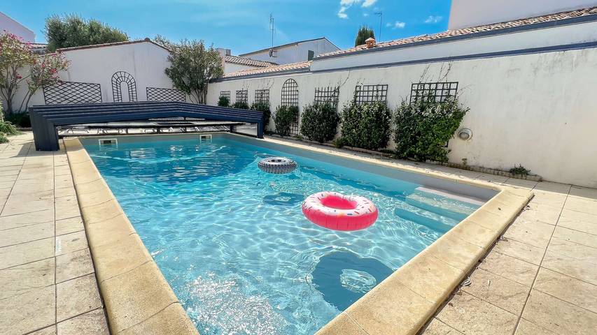 Gîte pour 6 personnes, avec jardin et piscine à La Flotte - 2