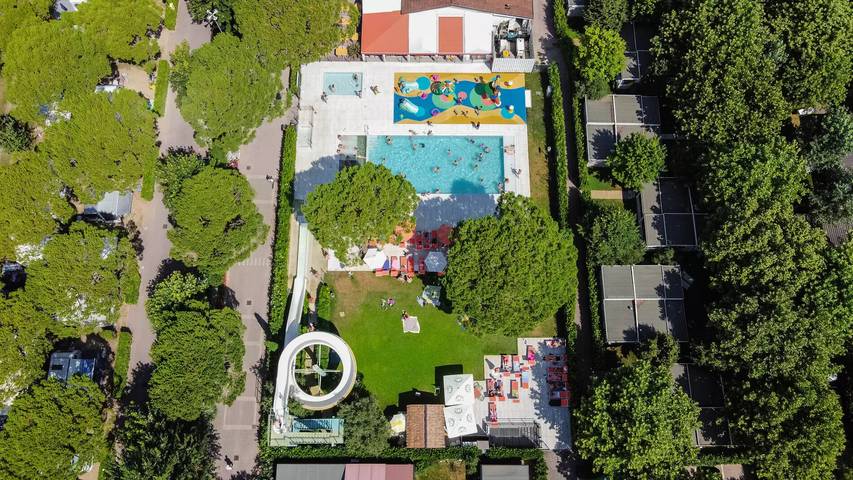 Camping für 4 Personen, mit Pool in Cavallino-Treporti - 2