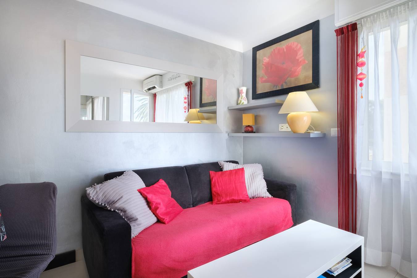 Hel lägenhet, Apartment 'Les Pins' with Sea View, Wi-Fi and Air Conditioning in Cannes, Medelhavskusten (Frankrike)